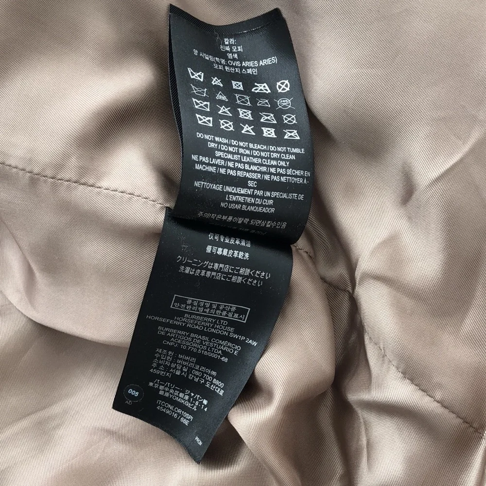 Burberry Runway AW18 Double Collar Shearling Aviator Jacket - Picture 14 of 16